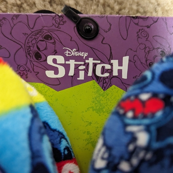Disney's stitch 2 pack adult fuzzy babba slipper‎ socks - Picture 2 of 5